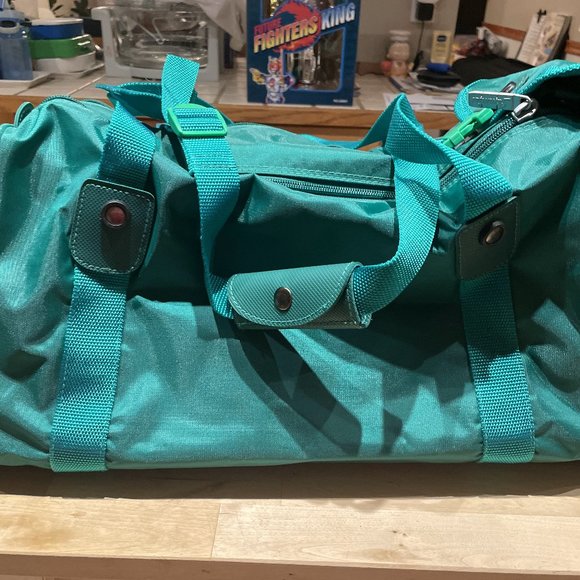 Samsonite Other - Vintage Sammies by Samsonite Duffel Bag in Green NEW with Tags